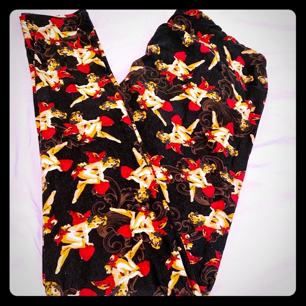 💕 Lularoe TC Valentine Leggings